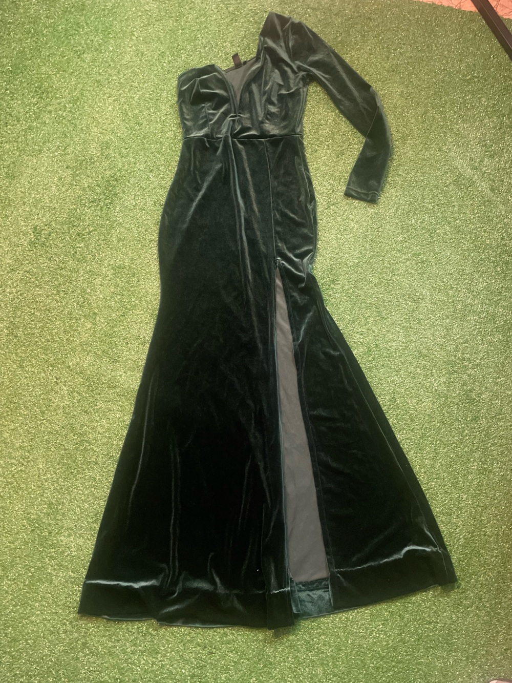 Windsor Dark Green Velvet Dress